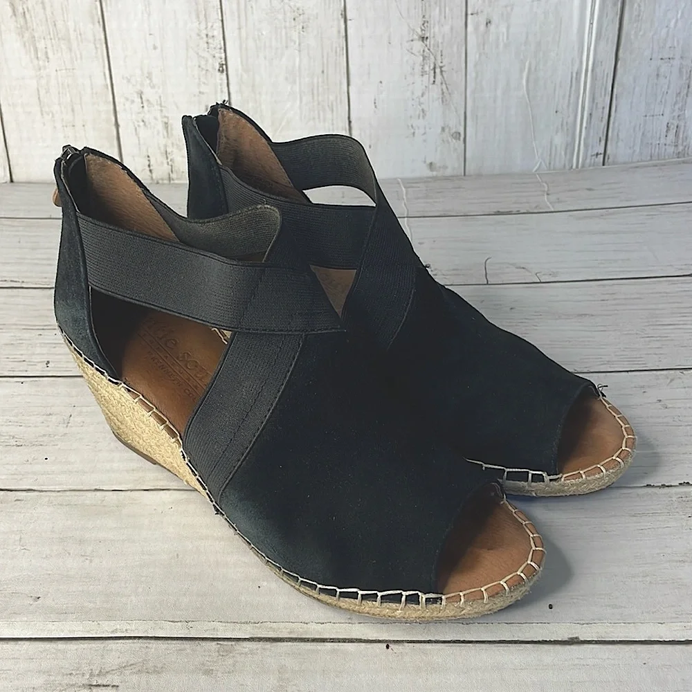Gentle Souls by Kenneth Cole Black Charli Crisscross Espadrille Wedge Sandals
